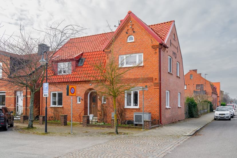 Söderslättsgatan 43, Trelleborg - Charmante villa bénéficiant d'un emplacement central et d'un grand potentiel !